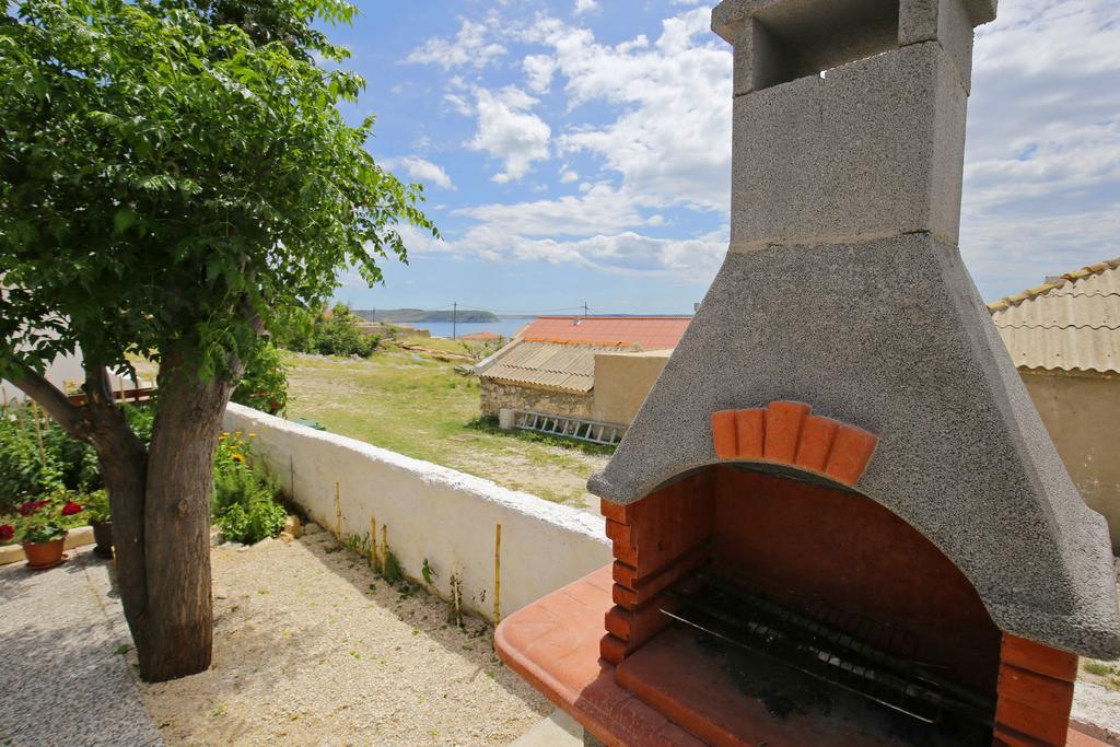 Apartment Marta Ražanac Екстериор снимка